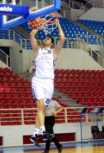 Έκανε το πρώτο βήμα για το Κόρατς ο ΠΑΟΚ, 84-69 τη Νήαρ Ηστ