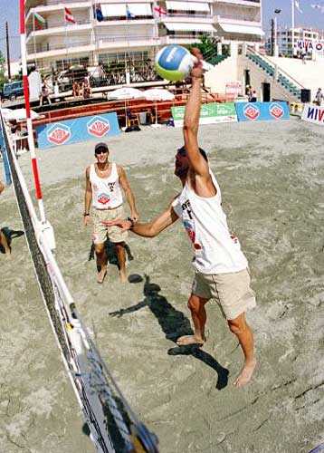 Πρεμιέρα στο Πανελλήνιο σιρκουΐ μπιτς βόλεϊ