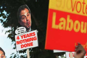 Οι πολιτικοί αρχηγοί της Βρετανίας εξορμούν για την τελευταία ημέρα προεκλογικής εκστρατείας