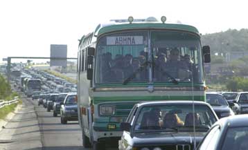 Επί ποδός η Τροχαία για την επιστροφή των εκδρομέων