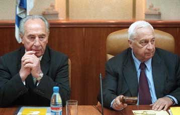 Τρεις όρους θέτει ο Σαρόν στον Αραφάτ