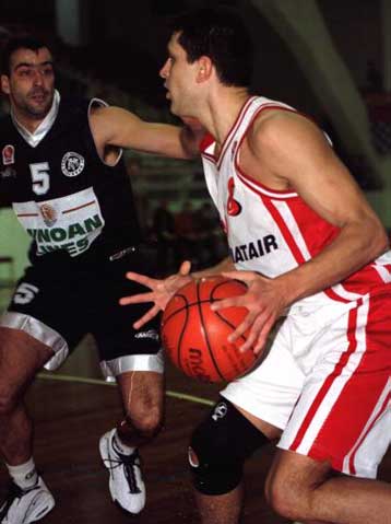 Στη δεύτερη φάση των πλέι οφ η Νήαρ Ηστ, 83-81 μέσα στο Ηράκλειο