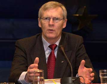 Μετάβαση στο ευρώ και ασφαλιστικό στην ατζέντα του ECOFIN