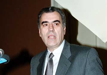 «Ο τέως ζητά περισσότερα από αυτά που έχει εισπράξει» υποστήριξε ο Ρέππας για τον έκπτωτο μονάρχη