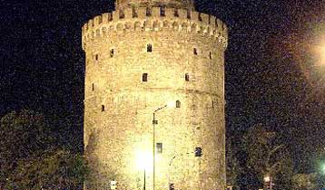 Έξι τραυματίες από πτώση κεραμοσκεπής σε ταβέρνα της Θεσσαλονίκης