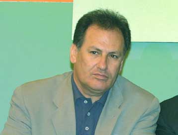 Δεν έχουμε ιδιαίτερες διασυνδέσεις με κανένα κόμμα, τονίζουν οι βιομήχανοι