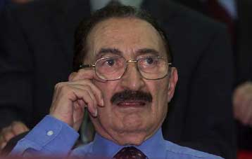 Τον παραμερισμό μας θέλει η Ευρώπη, δηλώνει ο Τούρκος πρωθυπουργός