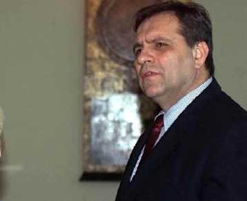 Αναγκαίες οι συνομιλίες Σκοπίων – ανταρτών για κατάπαυση του πυρός, δηλώνει ο Τζαφέρι