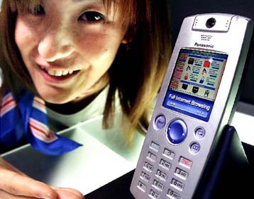 Στις 11 Ιουλίου ο διαγωνισμός για την κινητή τηλεφωνία UMTS