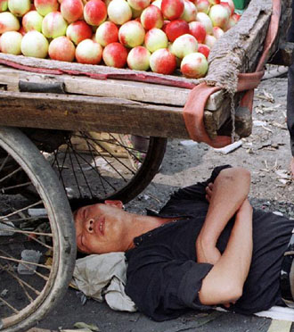 Ένας στους τρεις πάσχει από διαταραχές του ύπνου