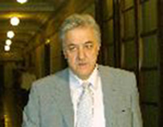 Αλέκος Παπαδόπουλος: Δωρεά 36 εκατ. στο Σύστημα Υγείας της Κύπρου