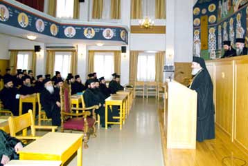 Ιδιωτική ασφάλιση 3.500 μοναχών αποφάσισε η Εκκλησία της Ελλάδος