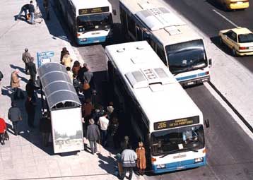 Αλλαγές στη διοίκηση του ΟΑΣΑ προωθεί το υπουργείο Μεταφορών