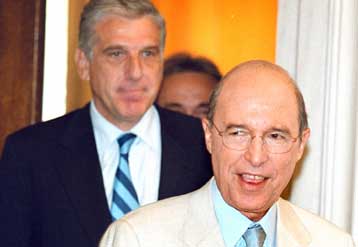 Στο συνέδριο θα ξεκαθαρίσουμε τις πολιτικές μας θέσεις, δηλώνει ο Γ.Παπαντωνίου