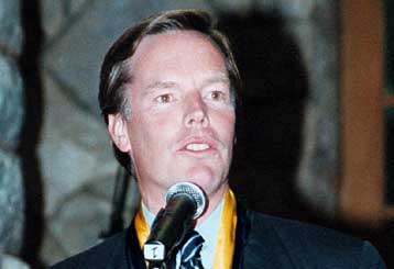 Κόντρα Μπερνς με Ελευθεροτυπία και Ριζοσπάστη