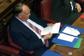 Κατά πλειοψηφία εγκρίθηκε το νομοσχέδιο για την πρόσληψη καθηγητών φυσικής αγωγής