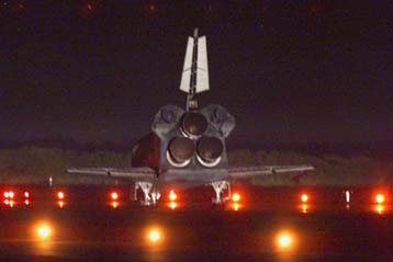 Επέστρεψε στη βάση Κένεντι το διαστημικό λεωφορείο Atlantis