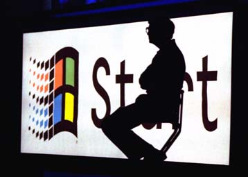 Αλλαγές «εδώ και τώρα» στο νέο λειτουργικό της Microsoft απαιτούν οι αντίδικοί της