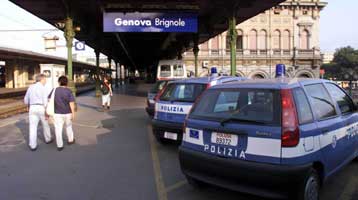 Λίστα ονομάτων στις ιταλικές Αρχές από την ΕΥΠ και την ΕΛ.ΑΣ., σύμφωνα με Τα Νέα