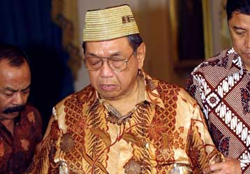 Την καθαίρεση του Ουαχίντ αποφάσισε το Κοινοβούλιο της Ινδονησίας