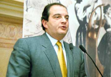 «Η κυβέρνηση είναι υπό σκιάν» δήλωσε από το νομό Κορινθίας ο πρόεδρος της ΝΔ