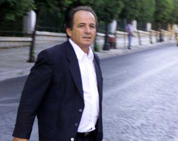 Τα προβλήματα της ελληνικής κοινωνίας συζήτησαν Σημίτης – Πολυζωγόπουλος