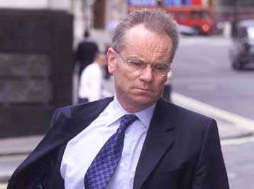 Φυλάκιση τεσσάρων ετών για τον διάσημο συγγραφέα και πολιτικό Τζέφρι Αρτσερ