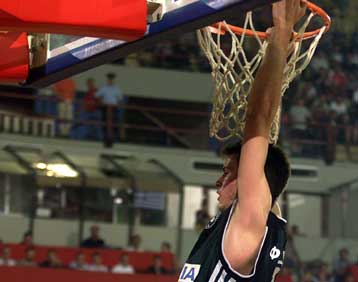 Υπέγραψε με τους Μέμφις Γκρίζλις ο Αντώνης Φώτσης