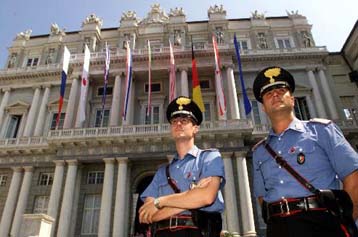Έκρηξη σε τηλεοπτικό σταθμό του Μπερλουσκόνι – Εκρηκτικοί μηχανισμοί σε Μπολόνια και Ποντζάνο