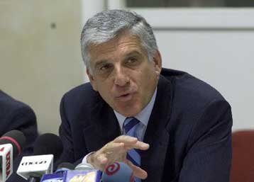 Κίνδυνος επιθετικών εξαγορών από την «κατάρρευση» του ΧΑΑ