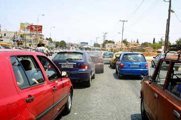 Ερημιά στην πρωτεύουσα από το νέο κύμα φυγής των Αθηναίων