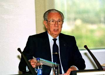 Ο γιος του Σάμαρανκ υποψήφιο μέλος της ΔΟΕ -Αντιδρούν οι υπόλοιποι «αθάνατοι»