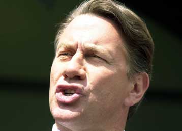 Εκτός κούρσας για την ηγεσία των Συντηρητικών ο Ανκραμ – Προηγείται ο Πορτίλο