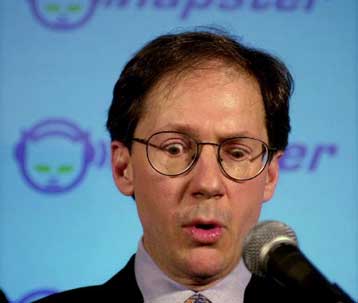 Κλειστή θα παραμείνει η Napster μέχρι να μπλοκάρει και το τελευταίο… τραγουδάκι