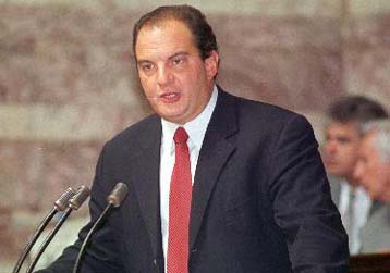 Η οικονομία πάει από το κακό στο χειρότερο, εκτίμησε ο πρόεδρος της ΝΔ