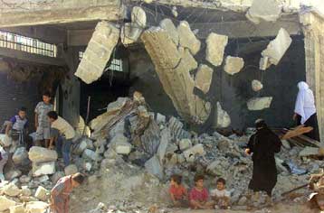 Θα συνεχίσουμε να γκρεμίζουμε σπίτια Παλαιστινίων, δηλώνει υπουργός του Ισραήλ