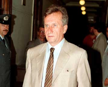 Έντονη αντιπαράθεση αντιπολίτευσης-κυβέρνησης για τα χρέη των νοσοκομείων του ΕΣΥ