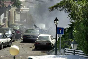 Νεκρός ένας αστυνομικός από έκρηξη παγιδευμένου οχήματος στη Μαδρίτη