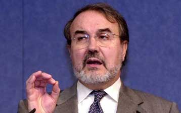 Διευκρινίσεις από Σόλμπες για το συντονισμό των εθνικών στρατηγικών στο συνταξιοδοτικό