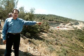 Ελάτε να δείτε γιατί καθυστερεί η λεωφόρος Υμηττού, προκαλεί το ΣτΕ ο υπουργός ΠΕΧΩΔΕ