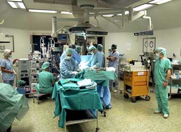 Απεργούν 12 και 13 Ιουλίου οι γιατροί και οι οδοντίατροι