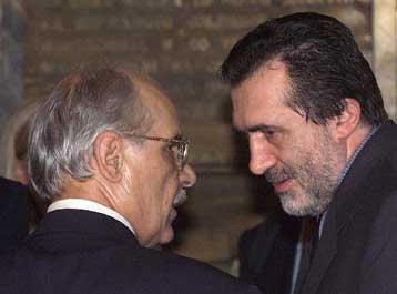 «Ανεπαρκές» χαρακτηρίζουν τα αλβανικά κόμματα το δυτικό σχέδιο ειρήνευσης