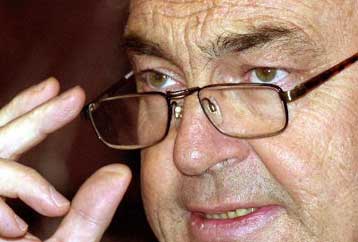 Τη Δευτέρα λύνονται οι διαφορές με το ΔΝΤ, δηλώνει ο Κεμάλ Ντερβίς