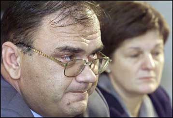 Μετά τον Μιλόσεβιτς σειρά έχουν οι Κάρατζιτς και Μλάντιτς