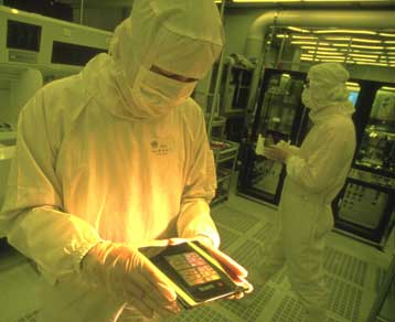 Τη μεγαλύτερη μείωση από τη δεκαετία του 1980 βιώνει η βιομηχανία ημιαγωγών