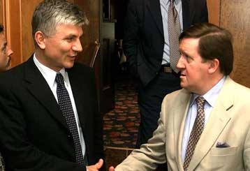 Υπέρ της πολιτικής λύσης στα Σκόπια τάσσεται ο πρωθυπουργός της Σερβίας