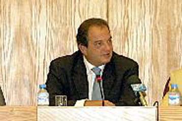 Η κυβέρνηση χρεώνει τις επόμενες γενιές, υποστήριξε ο πρόεδρος της ΝΔ