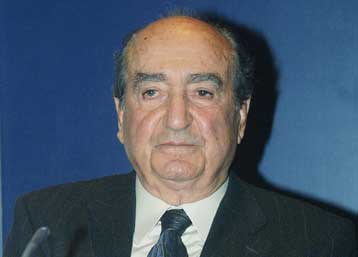 Θα υπάρξει τετράμηνη περίοδος ακυβερνησίας, εκτιμά ο επίτιμος πρόεδρος της ΝΔ