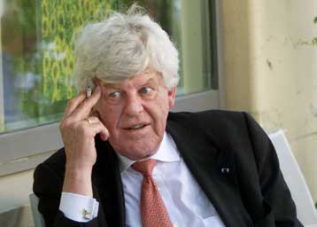 Αμετάβλητα αναμένεται να αφήσουν τα επιτόκια ΕΚΤ και Τράπεζα της Αγγλίας