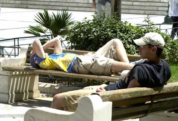 Μείωση της τουριστικής κίνησης κατά 3% προβλέπουν παράγοντες της αγοράς